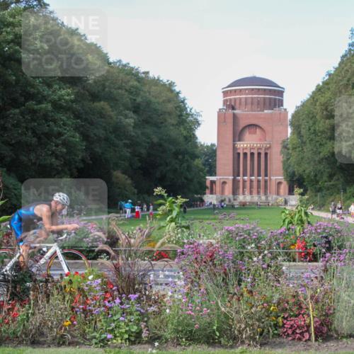 08.09.2024 - Stadtparktriathlon Zöllner http://msf.ph/oto/7019889 08.09.2024 12:16:59 Radfahren 774, 826 meine-sportfotos.de