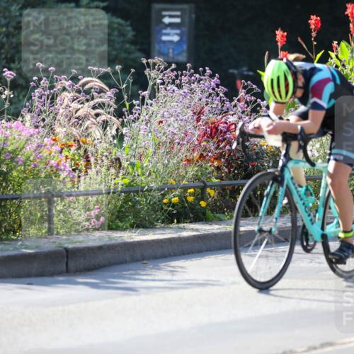 08.09.2024 - Stadtparktriathlon Zöllner http://msf.ph/oto/7019904 08.09.2024 10:14:39 Radfahren 215, 262 meine-sportfotos.de