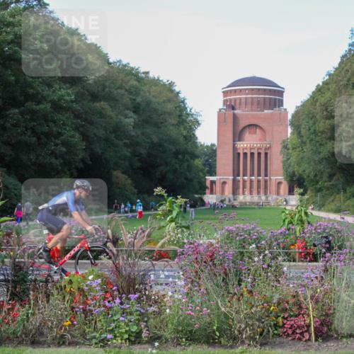 08.09.2024 - Stadtparktriathlon Zöllner http://msf.ph/oto/7019953 08.09.2024 12:17:17 Radfahren 788, 800, 825, 831, 833 meine-sportfotos.de