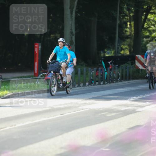 08.09.2024 - Stadtparktriathlon Zöllner http://msf.ph/oto/7019963 08.09.2024 10:15:51 Radfahren 204, 210, 228, 243, 251, 353 meine-sportfotos.de