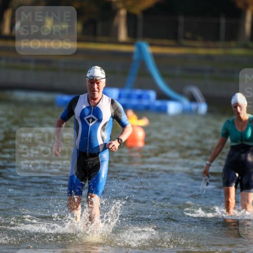08.09.2024 - Stadtparktriathlon Michael Strokosch http://msf.ph/oto/7020017 08.09.2024 09:02:45 Schwimmen 100, 101 meine-sportfotos.de
