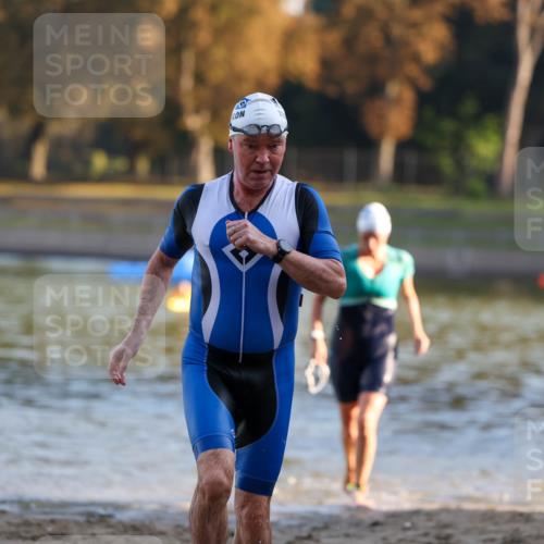 08.09.2024 - Stadtparktriathlon Michael Strokosch http://msf.ph/oto/7020101 08.09.2024 09:02:50 Schwimmen 100, 101 meine-sportfotos.de