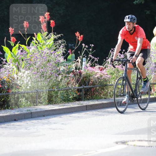 08.09.2024 - Stadtparktriathlon Zöllner http://msf.ph/oto/7020106 08.09.2024 10:16:19 Radfahren 192, 194, 195, 223, 225, 237, 244, 255 meine-sportfotos.de