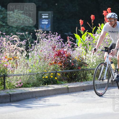08.09.2024 - Stadtparktriathlon Zöllner http://msf.ph/oto/7020122 08.09.2024 10:16:24 Radfahren 194, 223, 255 meine-sportfotos.de