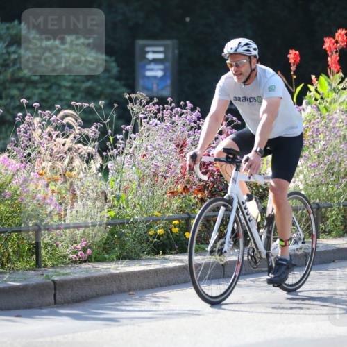 08.09.2024 - Stadtparktriathlon Zöllner http://msf.ph/oto/7020130 08.09.2024 10:16:24 Radfahren 194, 223, 255 meine-sportfotos.de