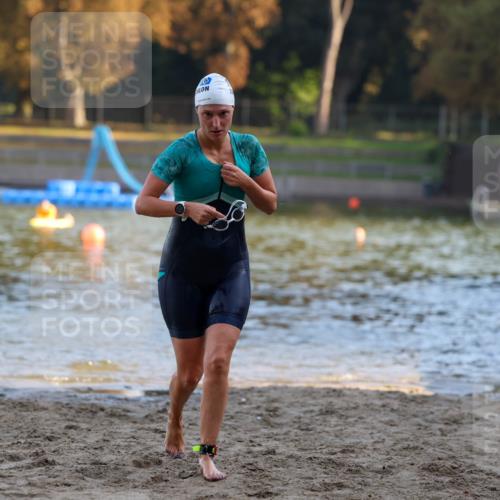 08.09.2024 - Stadtparktriathlon Michael Strokosch http://msf.ph/oto/7020144 08.09.2024 09:02:53 Schwimmen 100 meine-sportfotos.de