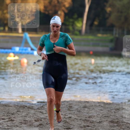 08.09.2024 - Stadtparktriathlon Michael Strokosch http://msf.ph/oto/7020152 08.09.2024 09:02:53 Schwimmen 100 meine-sportfotos.de