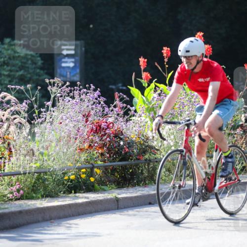 08.09.2024 - Stadtparktriathlon Zöllner http://msf.ph/oto/7020163 08.09.2024 10:16:52 Radfahren 186, 220, 236 meine-sportfotos.de