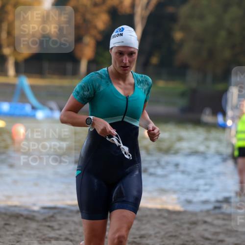 08.09.2024 - Stadtparktriathlon Michael Strokosch http://msf.ph/oto/7020176 08.09.2024 09:02:54 Schwimmen 100 meine-sportfotos.de