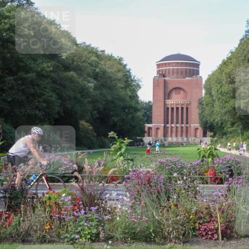 08.09.2024 - Stadtparktriathlon Zöllner http://msf.ph/oto/7020185 08.09.2024 12:19:10 Radfahren 779, 804, 816, 851 meine-sportfotos.de