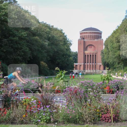 08.09.2024 - Stadtparktriathlon Zöllner http://msf.ph/oto/7020206 08.09.2024 12:19:14 Radfahren 779, 804, 816, 876 meine-sportfotos.de