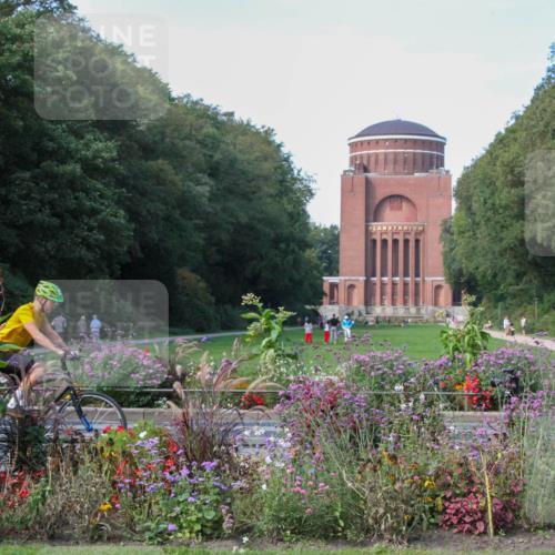 08.09.2024 - Stadtparktriathlon Zöllner http://msf.ph/oto/7020285 08.09.2024 12:19:43 Radfahren 786, 817, 818, 837, 843, 925 meine-sportfotos.de