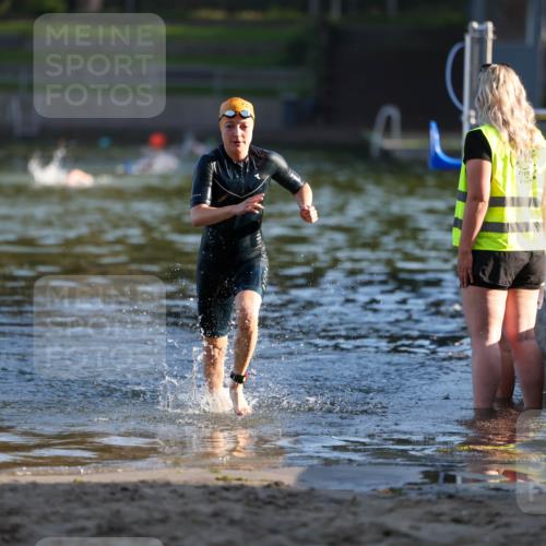 08.09.2024 - Stadtparktriathlon Michael Strokosch http://msf.ph/oto/7020301 08.09.2024 09:05:04 Schwimmen 131 meine-sportfotos.de