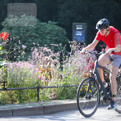 08.09.2024 - Stadtparktriathlon Zöllner http://msf.ph/oto/7020326 08.09.2024 10:17:29 Radfahren 193, 206, 219, 235, 247, 292 meine-sportfotos.de