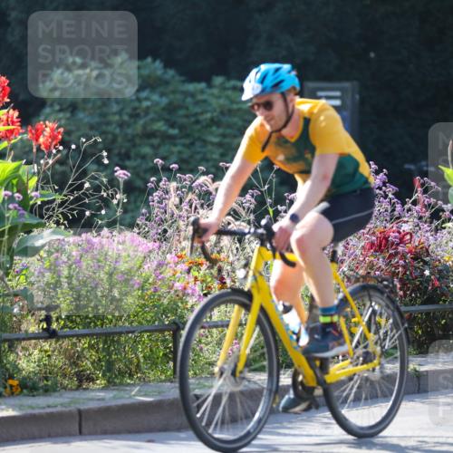 08.09.2024 - Stadtparktriathlon Zöllner http://msf.ph/oto/7020355 08.09.2024 10:17:34 Radfahren 193, 247, 292 meine-sportfotos.de