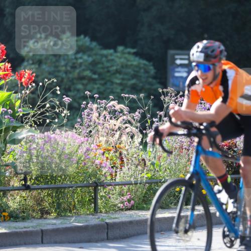 08.09.2024 - Stadtparktriathlon Zöllner http://msf.ph/oto/7020373 08.09.2024 10:17:36 Radfahren 193, 247, 292 meine-sportfotos.de