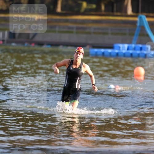 08.09.2024 - Stadtparktriathlon Michael Strokosch http://msf.ph/oto/7020402 08.09.2024 09:05:22 Schwimmen 133 meine-sportfotos.de