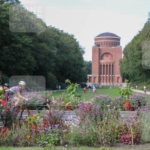 08.09.2024 - Stadtparktriathlon Zöllner http://msf.ph/oto/7020421 08.09.2024 12:20:42 Radfahren 749, 784, 940 meine-sportfotos.de