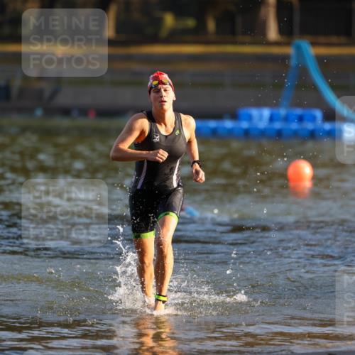08.09.2024 - Stadtparktriathlon Michael Strokosch http://msf.ph/oto/7020442 08.09.2024 09:05:24 Schwimmen 133 meine-sportfotos.de
