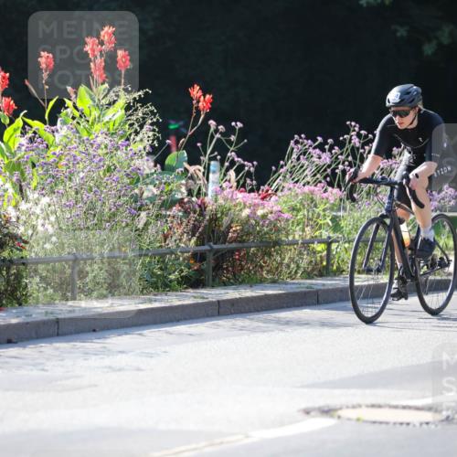 08.09.2024 - Stadtparktriathlon Zöllner http://msf.ph/oto/7020481 08.09.2024 10:18:24 Radfahren 212, 214, 241, 257, 258, 290, 358, 361 meine-sportfotos.de