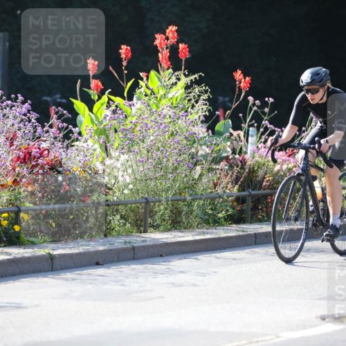 08.09.2024 - Stadtparktriathlon Zöllner http://msf.ph/oto/7020483 08.09.2024 10:18:24 Radfahren 212, 214, 241, 257, 258, 290, 358, 361 meine-sportfotos.de