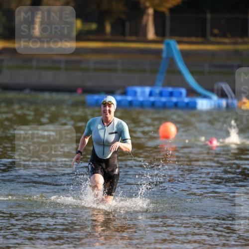 08.09.2024 - Stadtparktriathlon Michael Strokosch http://msf.ph/oto/7020529 08.09.2024 09:05:34 Schwimmen 159 meine-sportfotos.de