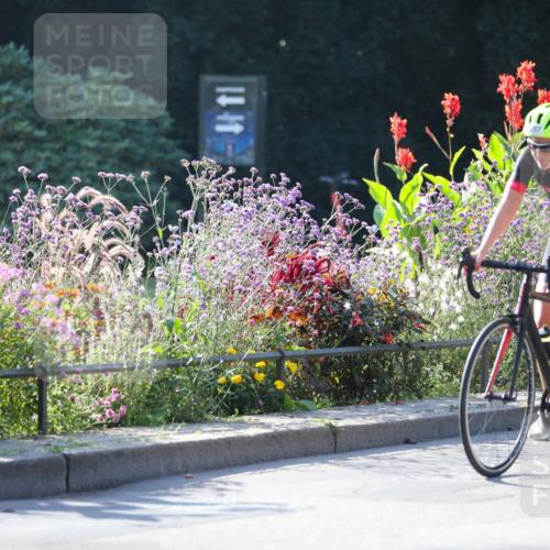 08.09.2024 - Stadtparktriathlon Zöllner http://msf.ph/oto/7020557 08.09.2024 10:19:08 Radfahren 182, 184, 211, 217, 242, 284, 287, 357 meine-sportfotos.de