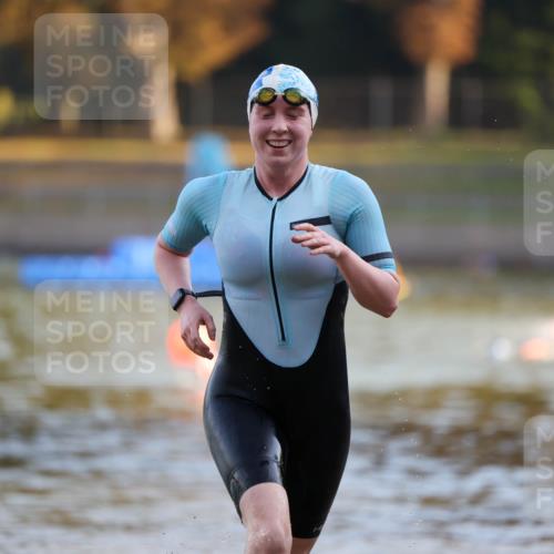08.09.2024 - Stadtparktriathlon Michael Strokosch http://msf.ph/oto/7020613 08.09.2024 09:05:39 Schwimmen 159 meine-sportfotos.de
