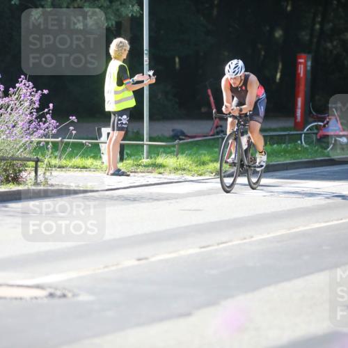 08.09.2024 - Stadtparktriathlon Zöllner http://msf.ph/oto/7020621 08.09.2024 10:19:18 Radfahren 182, 217, 242, 245, 248, 284, 287, 313, 332 meine-sportfotos.de