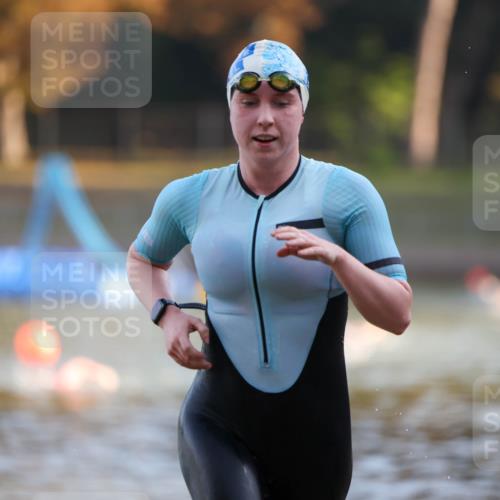 08.09.2024 - Stadtparktriathlon Michael Strokosch http://msf.ph/oto/7020626 08.09.2024 09:05:39 Schwimmen 159 meine-sportfotos.de