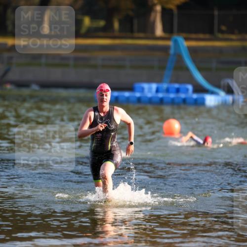 08.09.2024 - Stadtparktriathlon Michael Strokosch http://msf.ph/oto/7020638 08.09.2024 09:05:56 Schwimmen 154, 167 meine-sportfotos.de