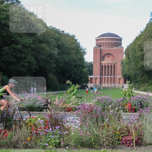 08.09.2024 - Stadtparktriathlon Zöllner http://msf.ph/oto/7020644 08.09.2024 12:22:47 Radfahren 752, 809, 897, 901, 906, 933 meine-sportfotos.de