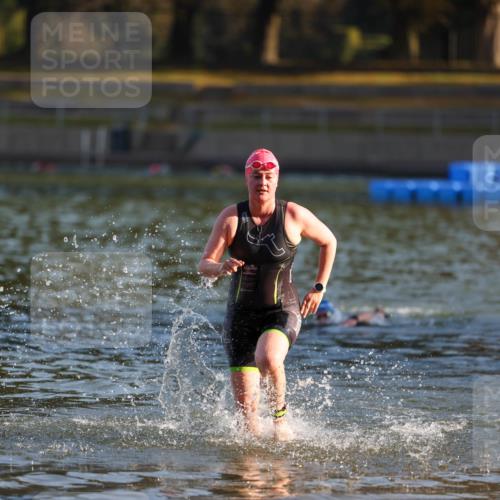 08.09.2024 - Stadtparktriathlon Michael Strokosch http://msf.ph/oto/7020662 08.09.2024 09:05:58 Schwimmen 154, 167 meine-sportfotos.de