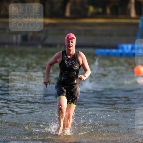 08.09.2024 - Stadtparktriathlon Michael Strokosch http://msf.ph/oto/7020689 08.09.2024 09:05:59 Schwimmen 154, 167 meine-sportfotos.de