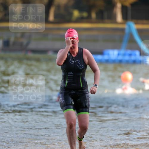 08.09.2024 - Stadtparktriathlon Michael Strokosch http://msf.ph/oto/7020705 08.09.2024 09:06:00 Schwimmen 154, 167 meine-sportfotos.de