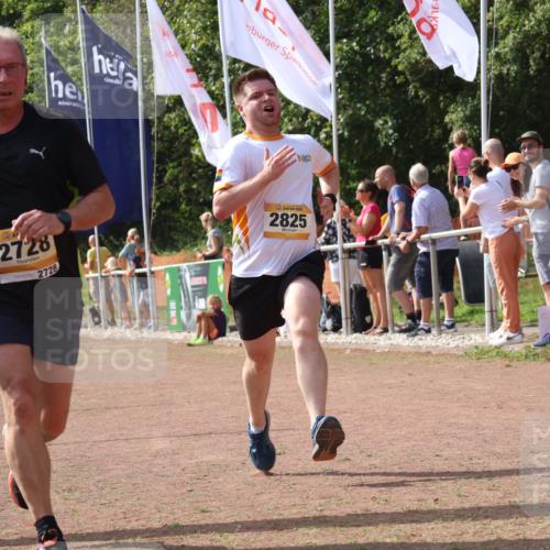 08.09.2024 - Airport Race Strokosch-Dieckow http://msf.ph/oto/7020733 08.09.2024 12:09:27 Ziel 2728, 2825, 2871 meine-sportfotos.de