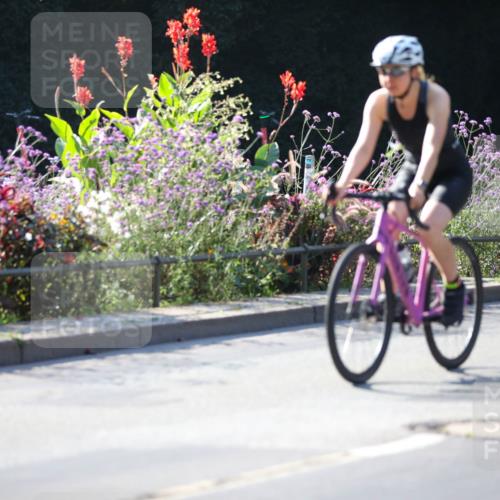 08.09.2024 - Stadtparktriathlon Zöllner http://msf.ph/oto/7020752 08.09.2024 10:19:42 Radfahren 196, 311, 322, 340 meine-sportfotos.de