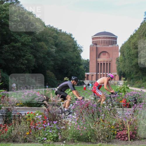 08.09.2024 - Stadtparktriathlon Zöllner http://msf.ph/oto/7020798 08.09.2024 12:24:19 Radfahren 755, 800 meine-sportfotos.de