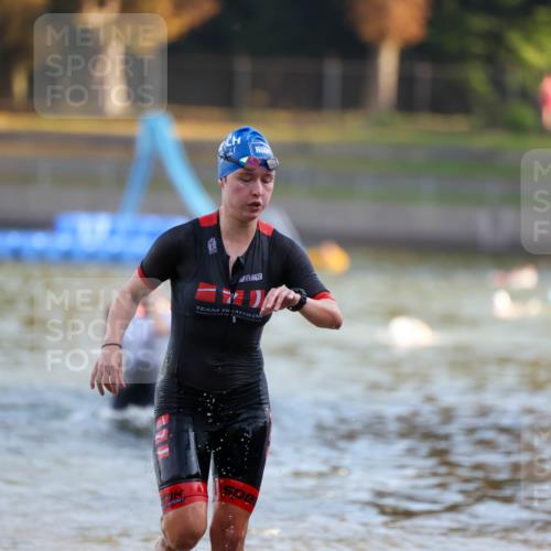 08.09.2024 - Stadtparktriathlon Michael Strokosch http://msf.ph/oto/7020823 08.09.2024 09:06:09 Schwimmen 153, 154, 172 meine-sportfotos.de