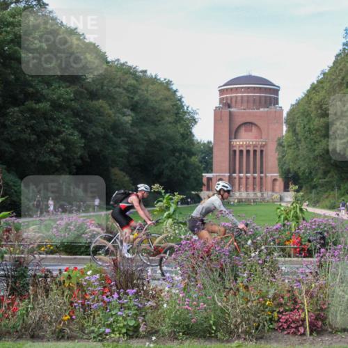 08.09.2024 - Stadtparktriathlon Zöllner http://msf.ph/oto/7020854 08.09.2024 12:25:13 Radfahren 869 meine-sportfotos.de