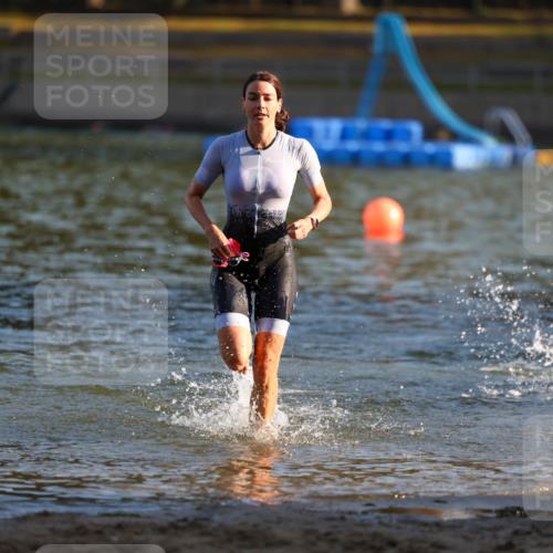 08.09.2024 - Stadtparktriathlon Michael Strokosch http://msf.ph/oto/7020882 08.09.2024 09:06:15 Schwimmen 153, 172 meine-sportfotos.de
