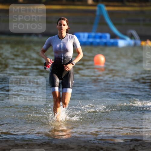 08.09.2024 - Stadtparktriathlon Michael Strokosch http://msf.ph/oto/7020887 08.09.2024 09:06:15 Schwimmen 153, 172 meine-sportfotos.de