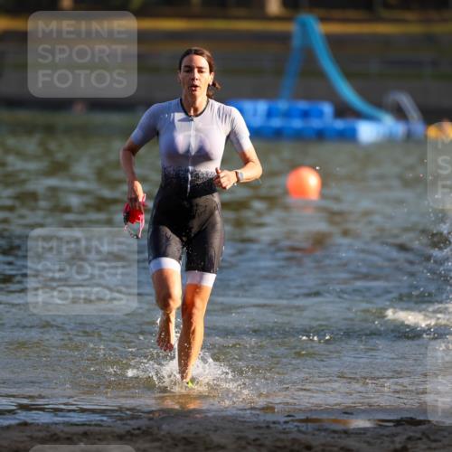 08.09.2024 - Stadtparktriathlon Michael Strokosch http://msf.ph/oto/7020894 08.09.2024 09:06:16 Schwimmen 153, 172 meine-sportfotos.de