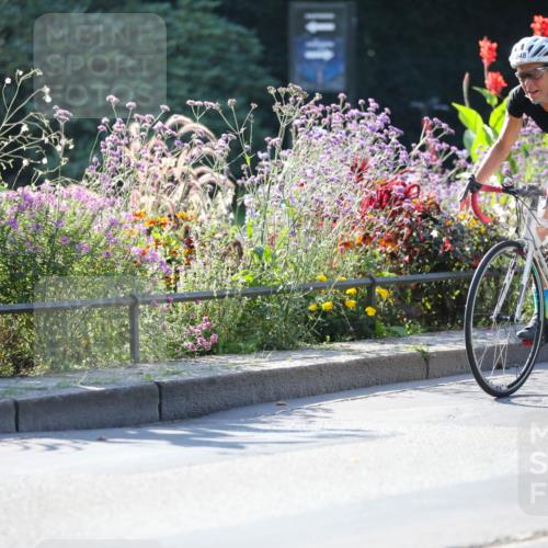 08.09.2024 - Stadtparktriathlon Zöllner http://msf.ph/oto/7021003 08.09.2024 10:20:33 Radfahren 191, 207, 226, 227, 246, 264, 283, 286, 310, 312, 348 meine-sportfotos.de