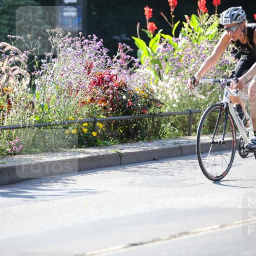 08.09.2024 - Stadtparktriathlon Zöllner http://msf.ph/oto/7021006 08.09.2024 10:20:34 Radfahren 191, 207, 226, 227, 246, 264, 283, 286, 310, 312, 338, 348 meine-sportfotos.de
