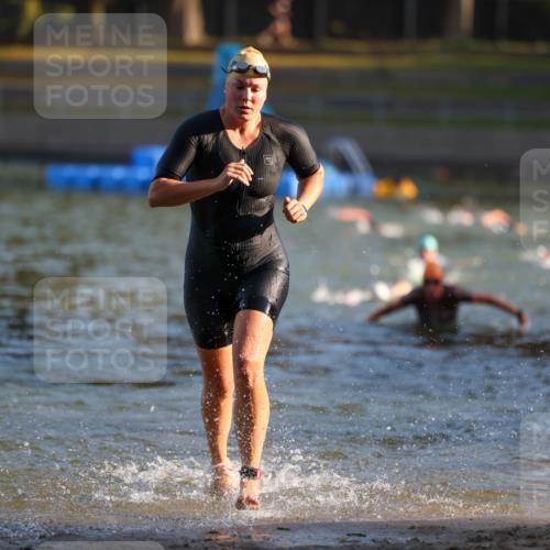 08.09.2024 - Stadtparktriathlon Michael Strokosch http://msf.ph/oto/7021027 08.09.2024 09:06:36 Schwimmen 174 meine-sportfotos.de
