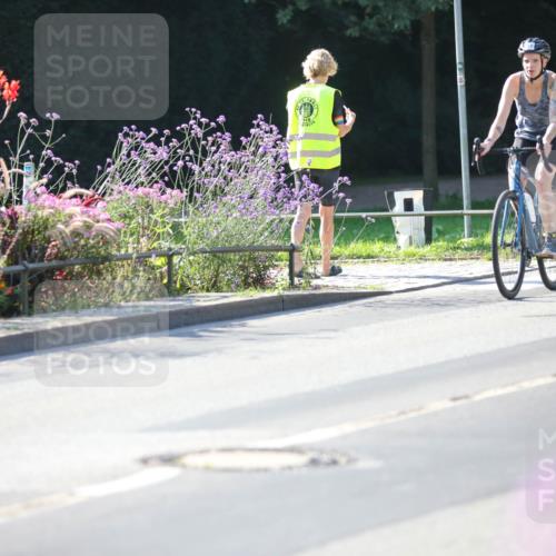 08.09.2024 - Stadtparktriathlon Zöllner http://msf.ph/oto/7021036 08.09.2024 10:20:38 Radfahren 191, 207, 226, 246, 264, 310, 312, 338, 363 meine-sportfotos.de