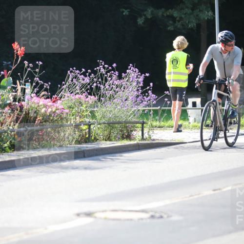 08.09.2024 - Stadtparktriathlon Zöllner http://msf.ph/oto/7021055 08.09.2024 10:20:41 Radfahren 191, 216, 226, 246, 264, 282, 310, 338, 363 meine-sportfotos.de
