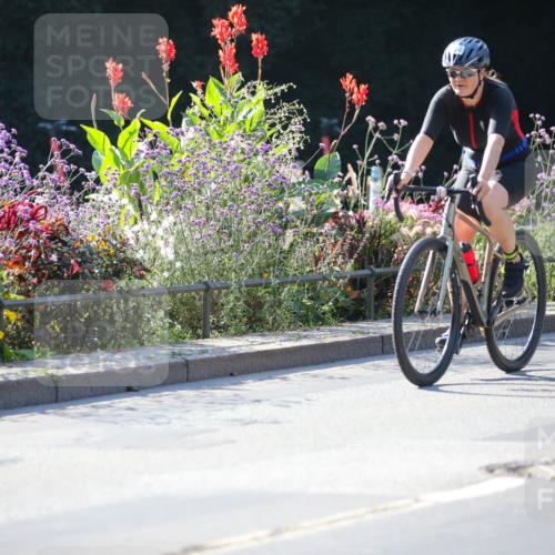 08.09.2024 - Stadtparktriathlon Zöllner http://msf.ph/oto/7021111 08.09.2024 10:20:52 Radfahren 216, 232, 282, 316, 363 meine-sportfotos.de