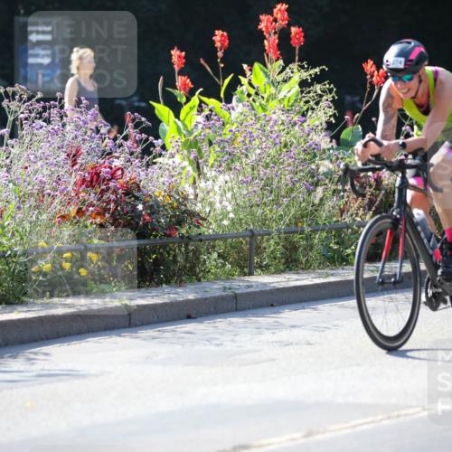 08.09.2024 - Stadtparktriathlon Zöllner http://msf.ph/oto/7021174 08.09.2024 10:21:10 Radfahren 209, 274, 293, 1937 meine-sportfotos.de